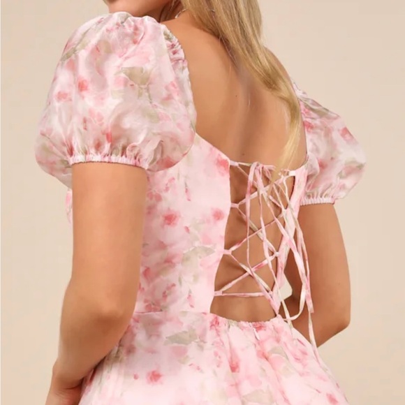 Lulu's Blush Floral Mini Dress with Puff Sleeves - Picture 4 of 6